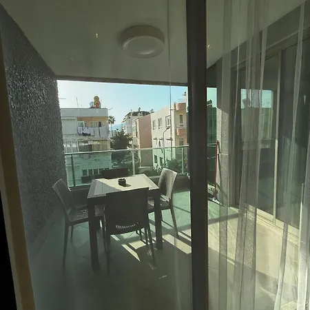 Apartment Sa Apartments! 2bd Flat 200m To The *